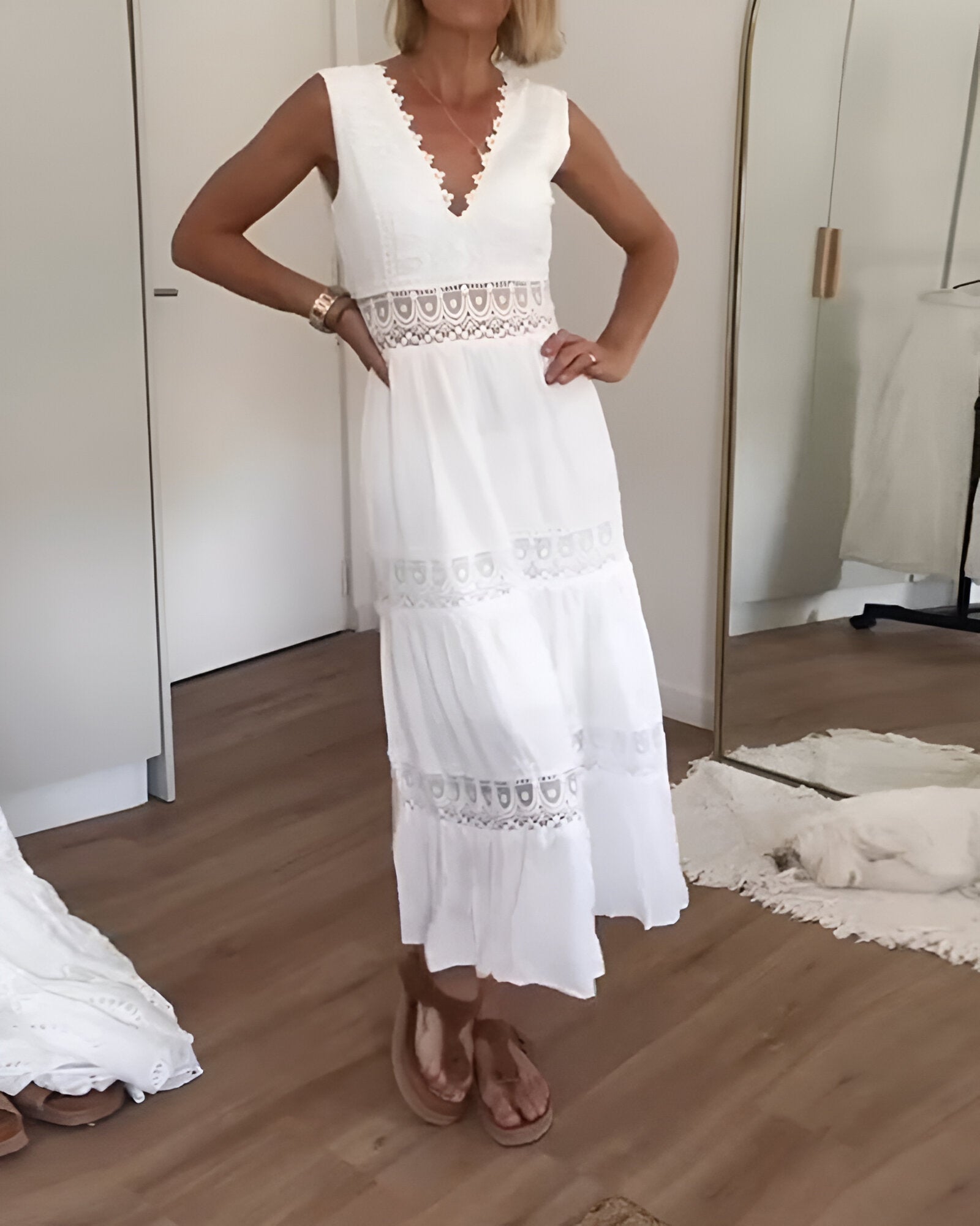 Elena - Robe en dentelle sans manches