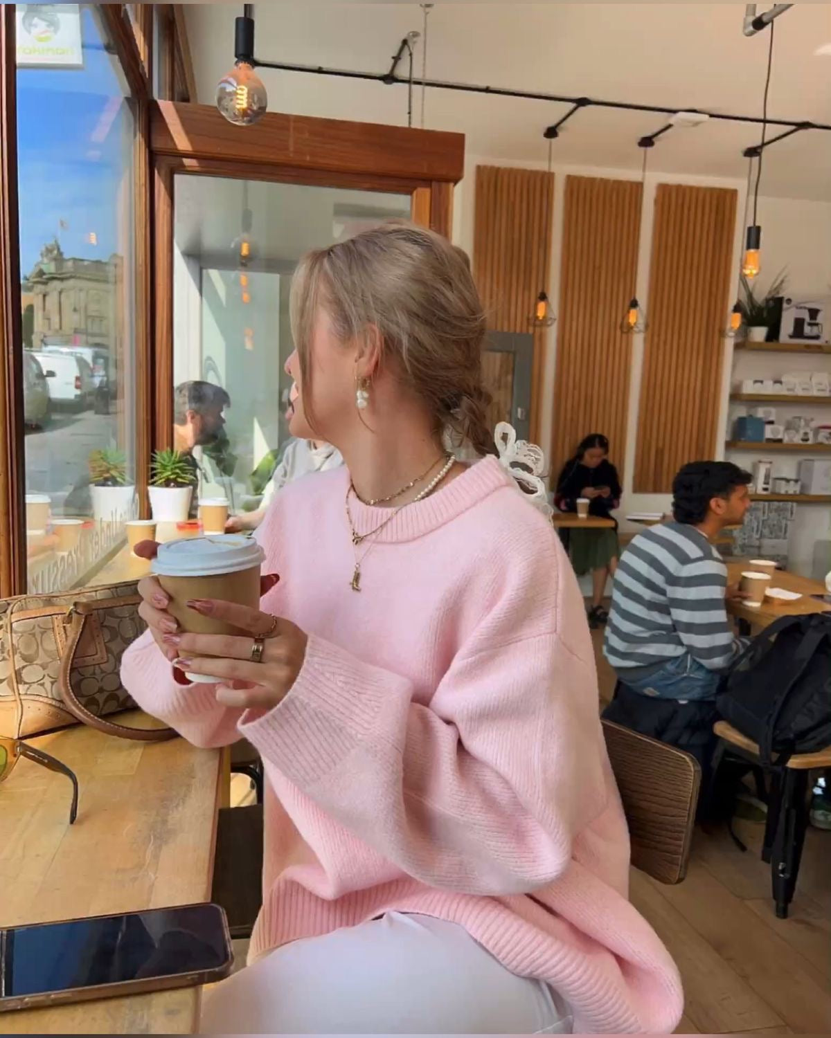 Elvy Paris™ | Pull rose oversize