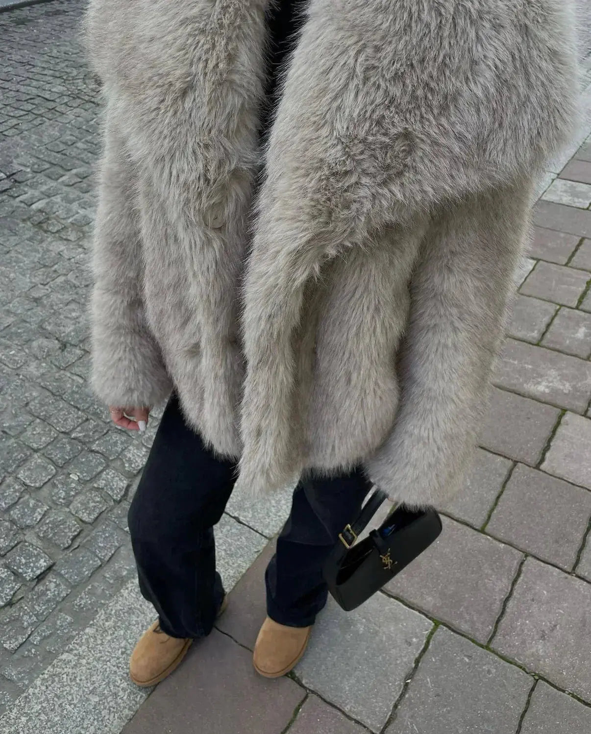 Elvy Paris™ | Manteau en fourrure