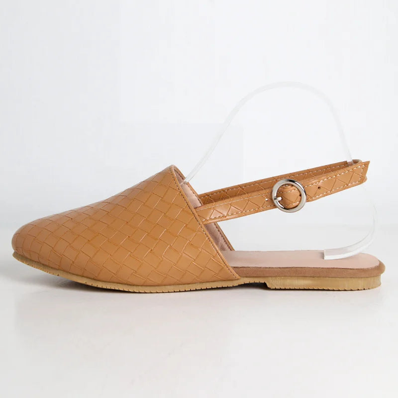 Elvy Paris | Léa