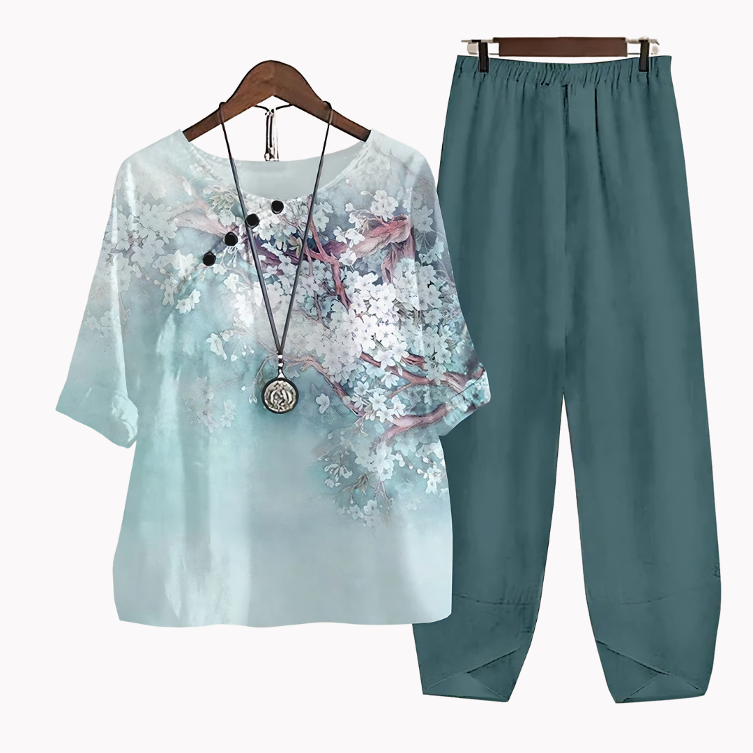 Elvy Paris | Deborah