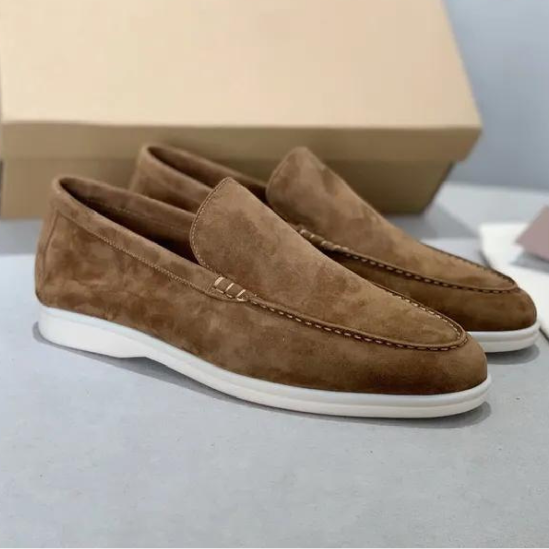 Elvy Paris | Léon